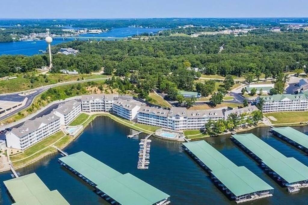 Family Fun Lakefront Condo At Parkview Bay Osage Beach Eksteriør bilde